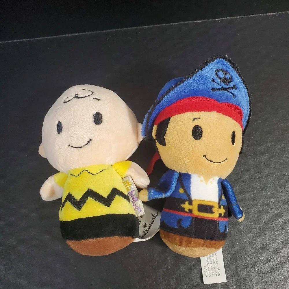 Hallmark Itty Bittys Mixed Lot‎ Of 11 Tiny Plush Popular Character Collectibles